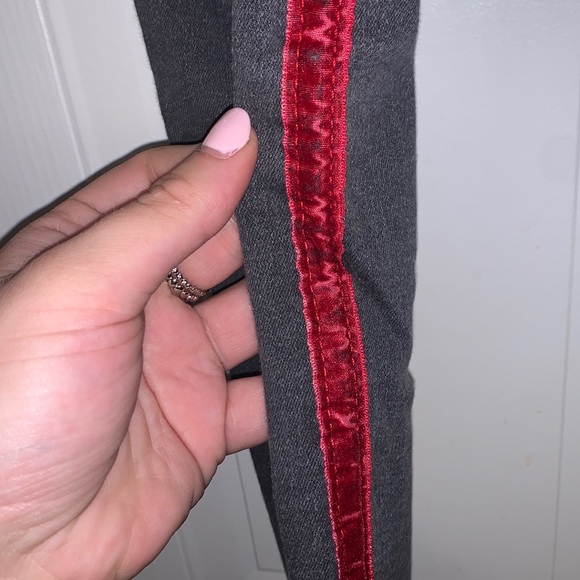 Zara Grey Skinny Jeans with Red Stripes on the Leg - Picture 5 of 5